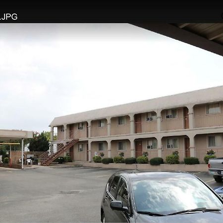 Cactus Inn And Suites Copperas Cove Exterior photo